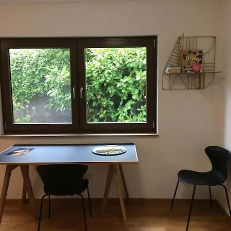 Einzimmerapartment Mit Kostenlosem Parkplatz * 伊德斯坦因
