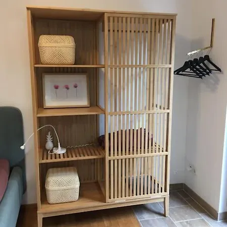 Einzimmerapartment Mit Kostenlosem Parkplatz